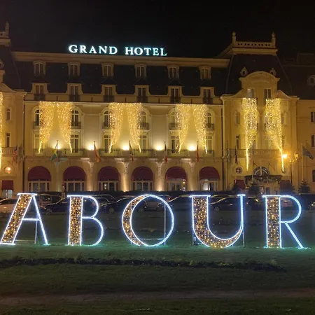 Le Nid De A 100 M De La Apartamento Cabourg